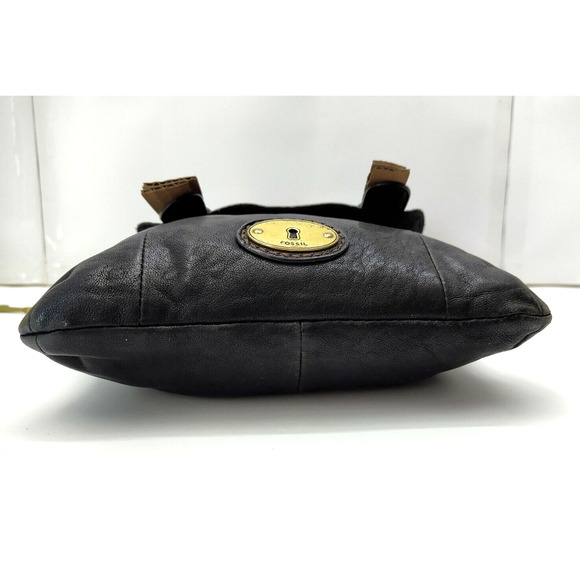 Fossil Maddox Black Leather Zipper Closure Credit Card Crossbody Bag - Picture 7 of 13